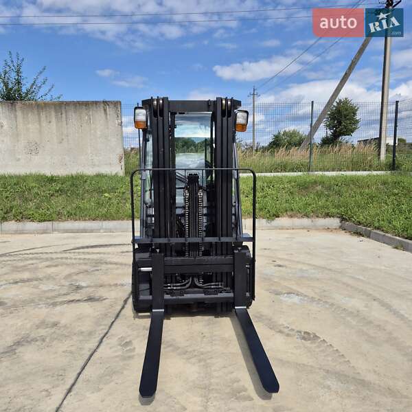 Вилочний навантажувач Toyota 02-8FGF25 2017 в Пустомитах