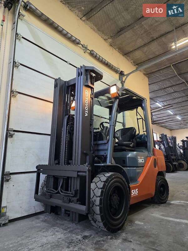 Вилочний навантажувач Toyota 02-8FGF30 2019 в Києві фото 7 Вилочний навантажувач Toyota 02-8FGF30 2019 в Києві