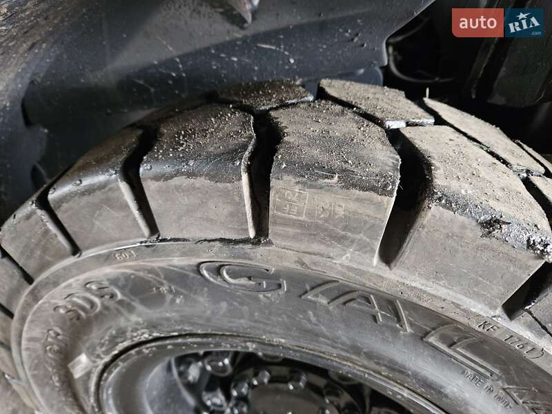 Вилочный погрузчик Toyota 32FG-25 2017 в Киеве