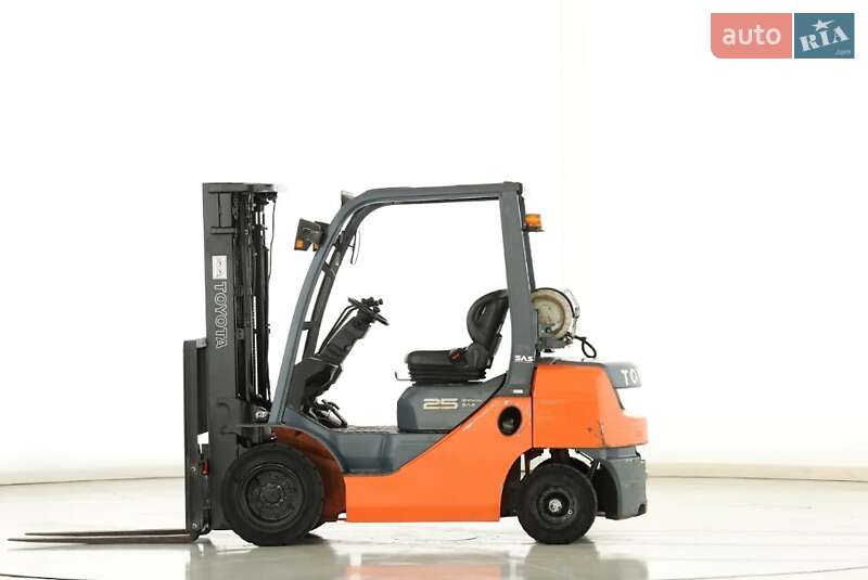 Вилочный погрузчик Toyota 32FG-25 2018 в Львове фото 4 Вилочный погрузчик Toyota 32FG-25 2018 в Львове