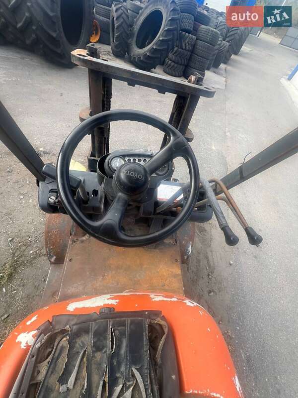 Вилочный погрузчик Toyota 42-6FGF15 2000 в Днепре