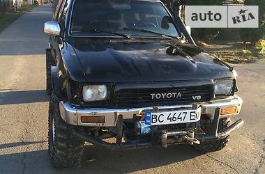 Внедорожник / Кроссовер Toyota 4Runner 1990 в Стрые