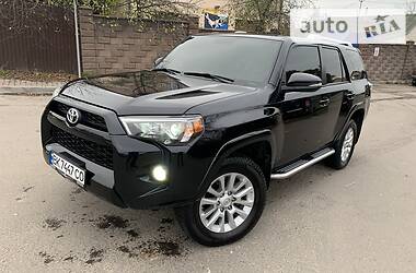 Внедорожник / Кроссовер Toyota 4Runner 2017 в Ровно