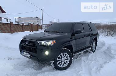 Внедорожник / Кроссовер Toyota 4Runner 2017 в Ровно