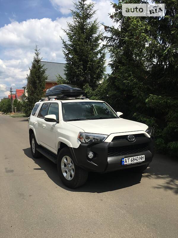Внедорожник / Кроссовер Toyota 4Runner 2016 в Киеве