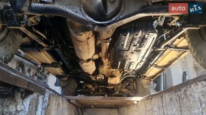 Позашляховик / Кросовер Toyota 4Runner 1992 в 