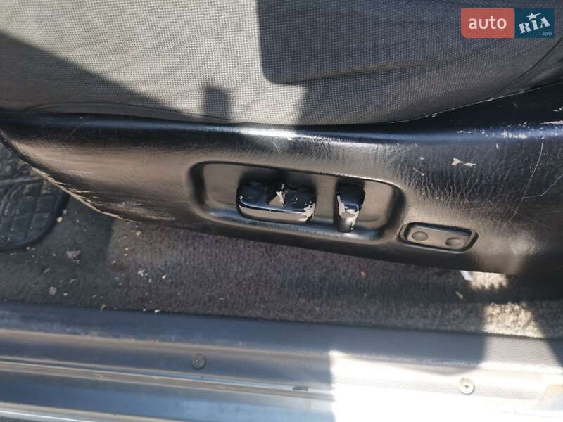 Позашляховик / Кросовер Toyota 4Runner 1995 в Одесі