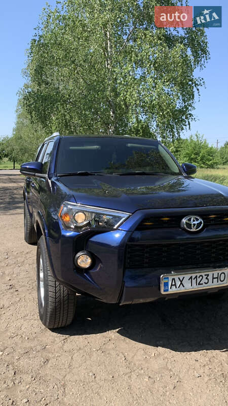 Внедорожник / Кроссовер Toyota 4Runner 2018 в Харькове