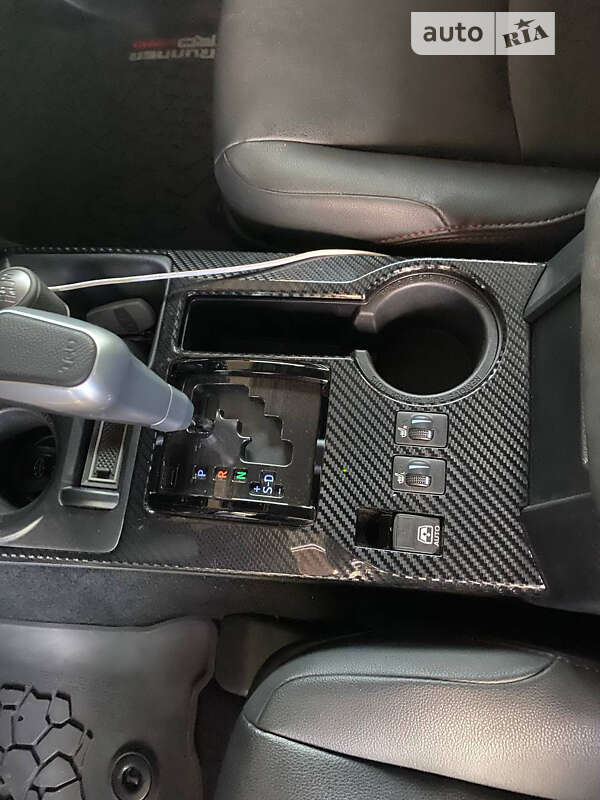 Внедорожник / Кроссовер Toyota 4Runner 2021 в Днепре
