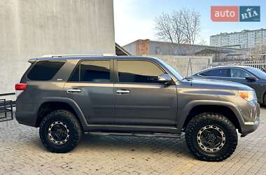 Позашляховик / Кросовер Toyota 4Runner 2013 в Івано-Франківську