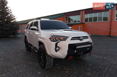 Внедорожник / Кроссовер Toyota 4Runner 2019 в Дунаевцах