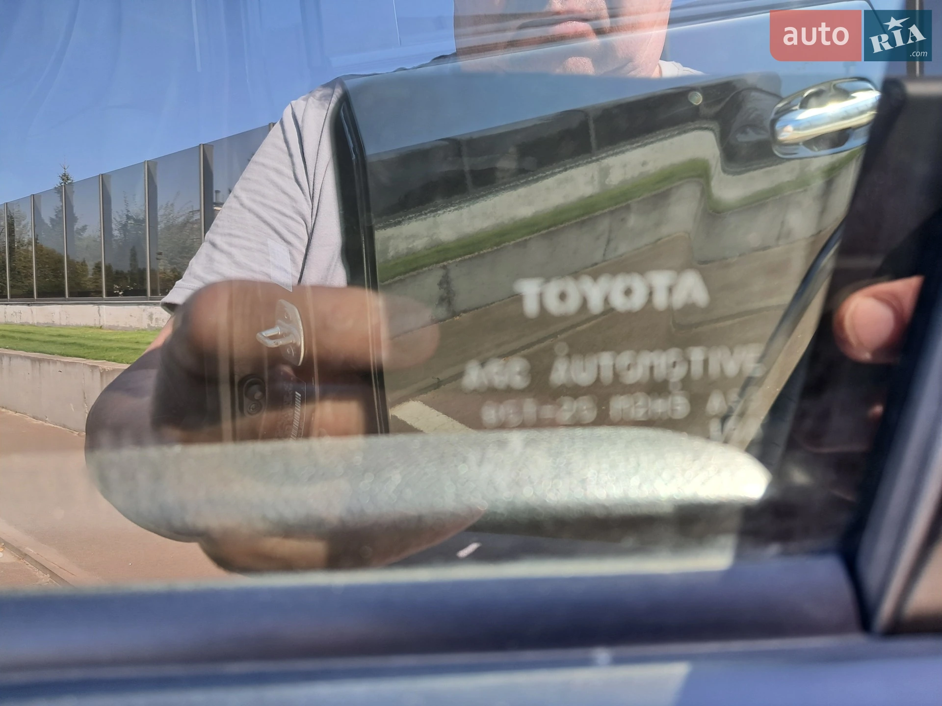 2011 Toyota 4Runner - мініатюра 27