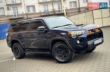 Внедорожник / Кроссовер Toyota 4Runner 2017 в Ужгороде