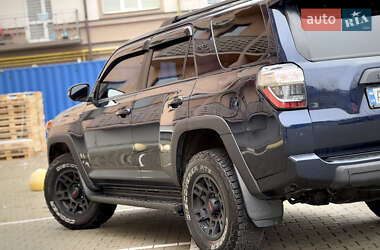 Внедорожник / Кроссовер Toyota 4Runner 2017 в Ужгороде