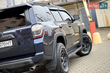 Внедорожник / Кроссовер Toyota 4Runner 2017 в Ужгороде