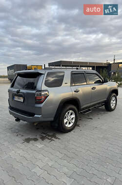 Внедорожник / Кроссовер Toyota 4Runner 2018 в 
