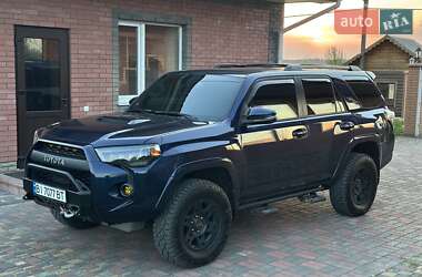 Внедорожник / Кроссовер Toyota 4Runner 2017 в 