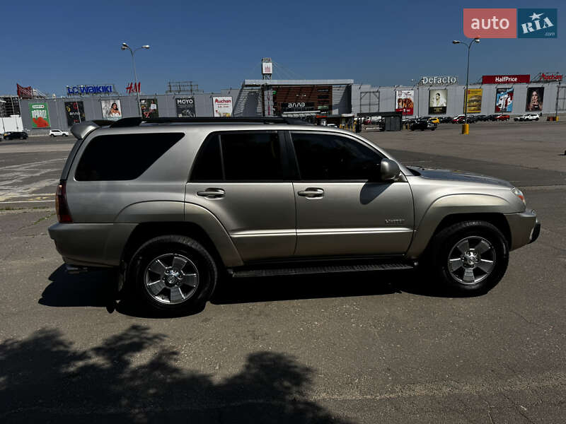 Внедорожник / Кроссовер Toyota 4Runner 2004 в Одессе