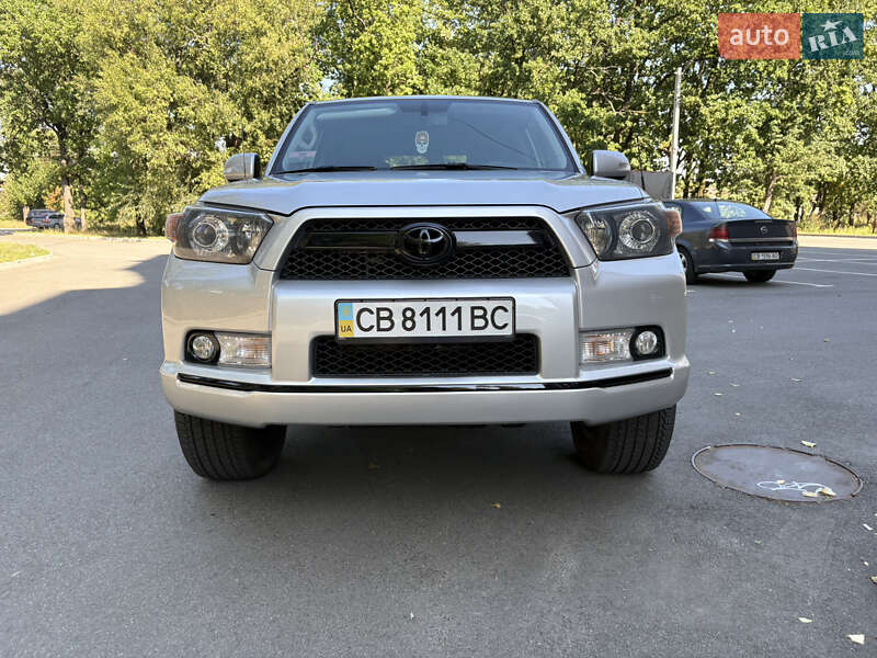Внедорожник / Кроссовер Toyota 4Runner 2011 в Чернигове