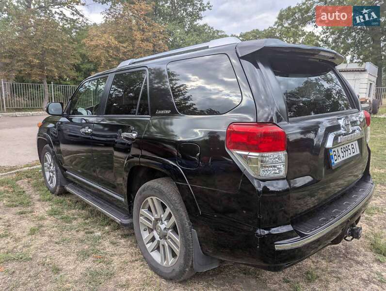Внедорожник / Кроссовер Toyota 4Runner 2012 в Кропивницком