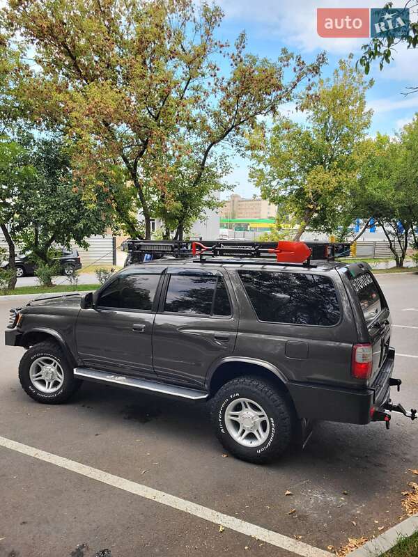 Позашляховик / Кросовер Toyota 4Runner 1997 в Черкасах