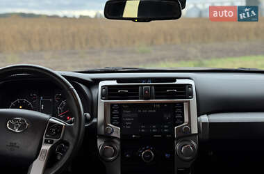 Внедорожник / Кроссовер Toyota 4Runner 2020 в 
