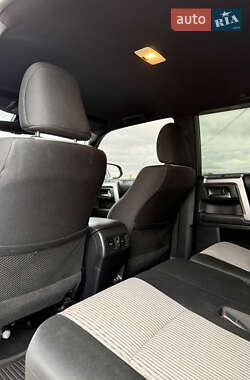 Внедорожник / Кроссовер Toyota 4Runner 2020 в 
