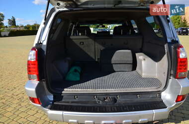 Внедорожник / Кроссовер Toyota 4Runner 2005 в  фото 35 Внедорожник / Кроссовер Toyota 4Runner 2005 в