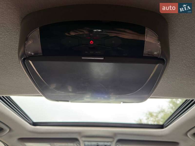 Позашляховик / Кросовер Toyota 4Runner 2014 в Кривому Розі