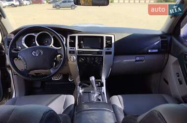 Внедорожник / Кроссовер Toyota 4Runner 2005 в  фото 20 Внедорожник / Кроссовер Toyota 4Runner 2005 в