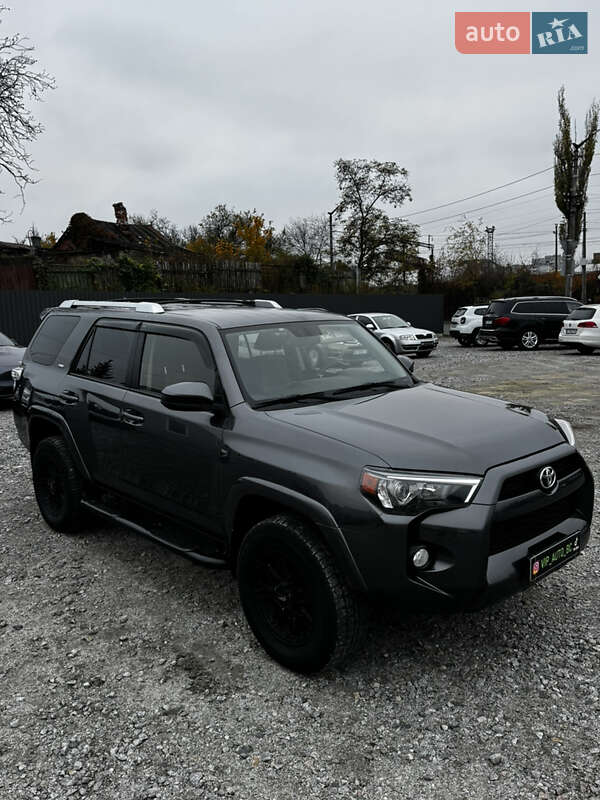 Позашляховик / Кросовер Toyota 4Runner 2014 в Білій Церкві