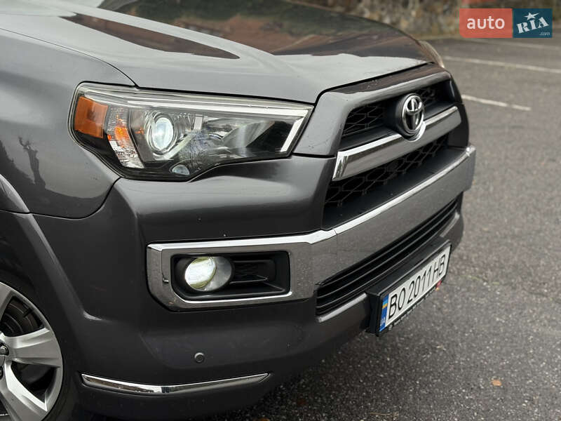 Внедорожник / Кроссовер Toyota 4Runner 2014 в Виннице