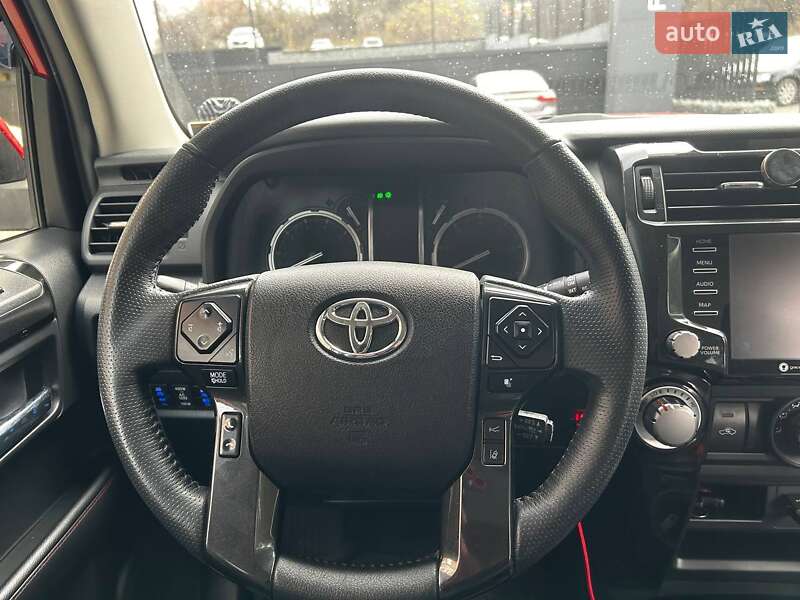 Внедорожник / Кроссовер Toyota 4Runner 2020 в Черновцах