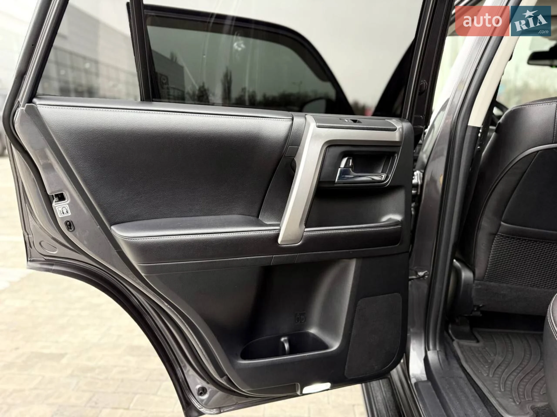 2016 Toyota 4Runner - мініатюра 23