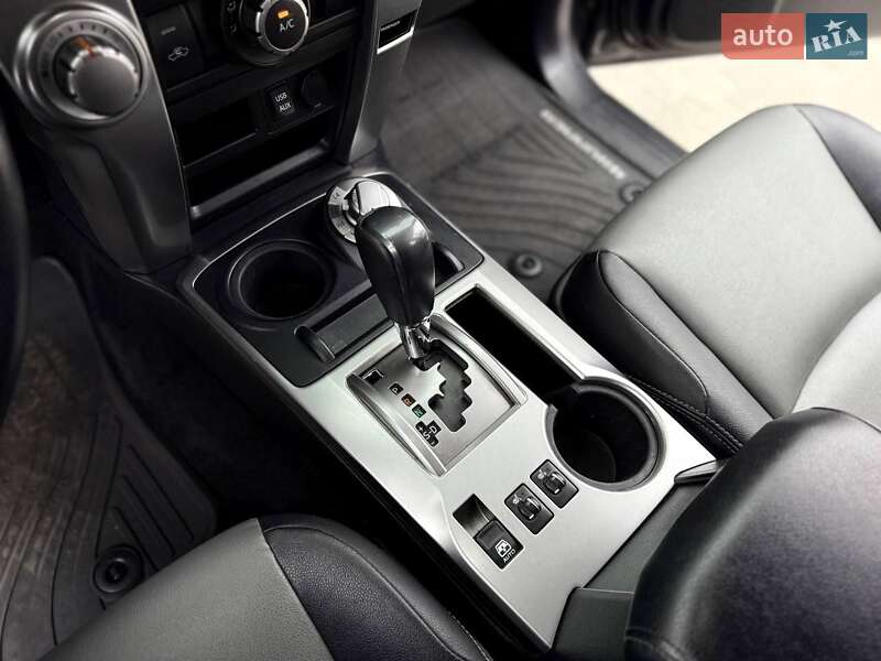 Внедорожник / Кроссовер Toyota 4Runner 2016 в Черкассах фото 40 Внедорожник / Кроссовер Toyota 4Runner 2016 в Черкассах