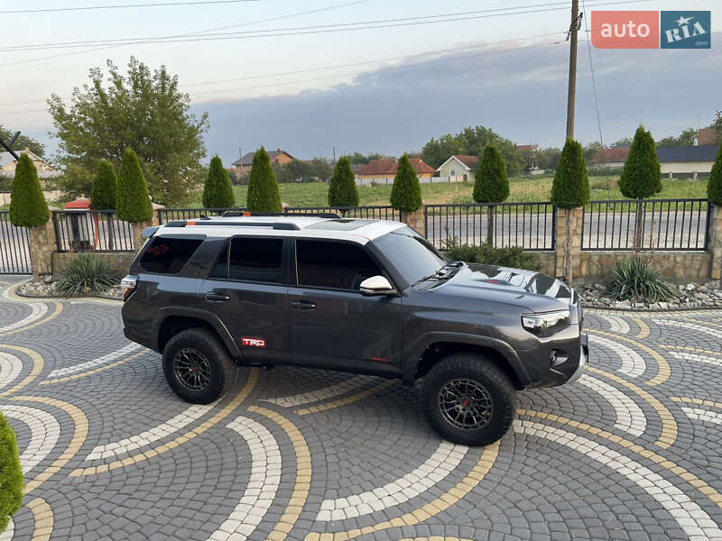 Внедорожник / Кроссовер Toyota 4Runner 2019 в Коломые