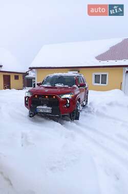 Внедорожник / Кроссовер Toyota 4Runner 2020 в Дрогобыче