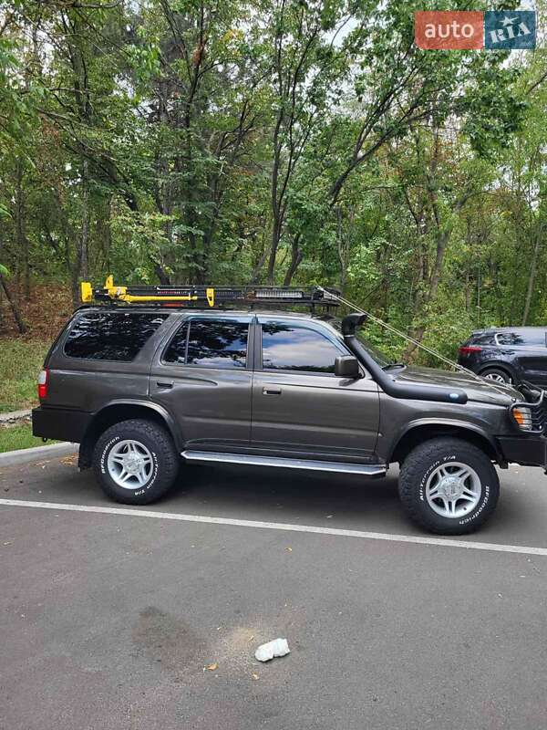 Внедорожник / Кроссовер Toyota 4Runner 1997 в Черкассах