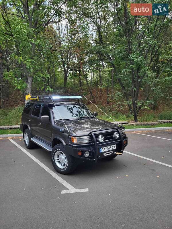Внедорожник / Кроссовер Toyota 4Runner 1997 в Черкассах