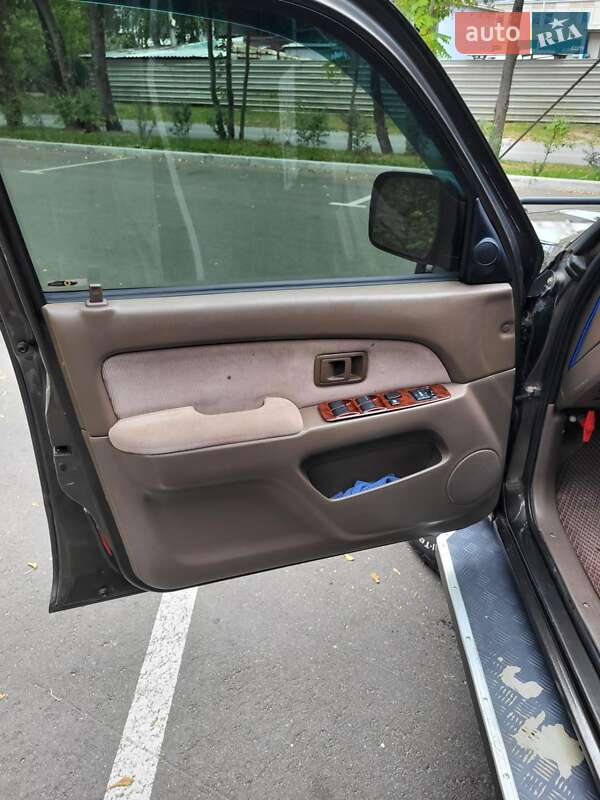 Внедорожник / Кроссовер Toyota 4Runner 1997 в Черкассах