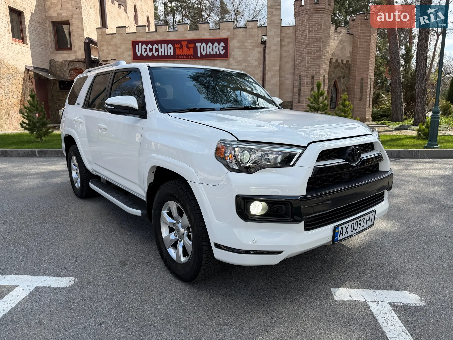 2017 Toyota 4Runner - мініатюра 4
