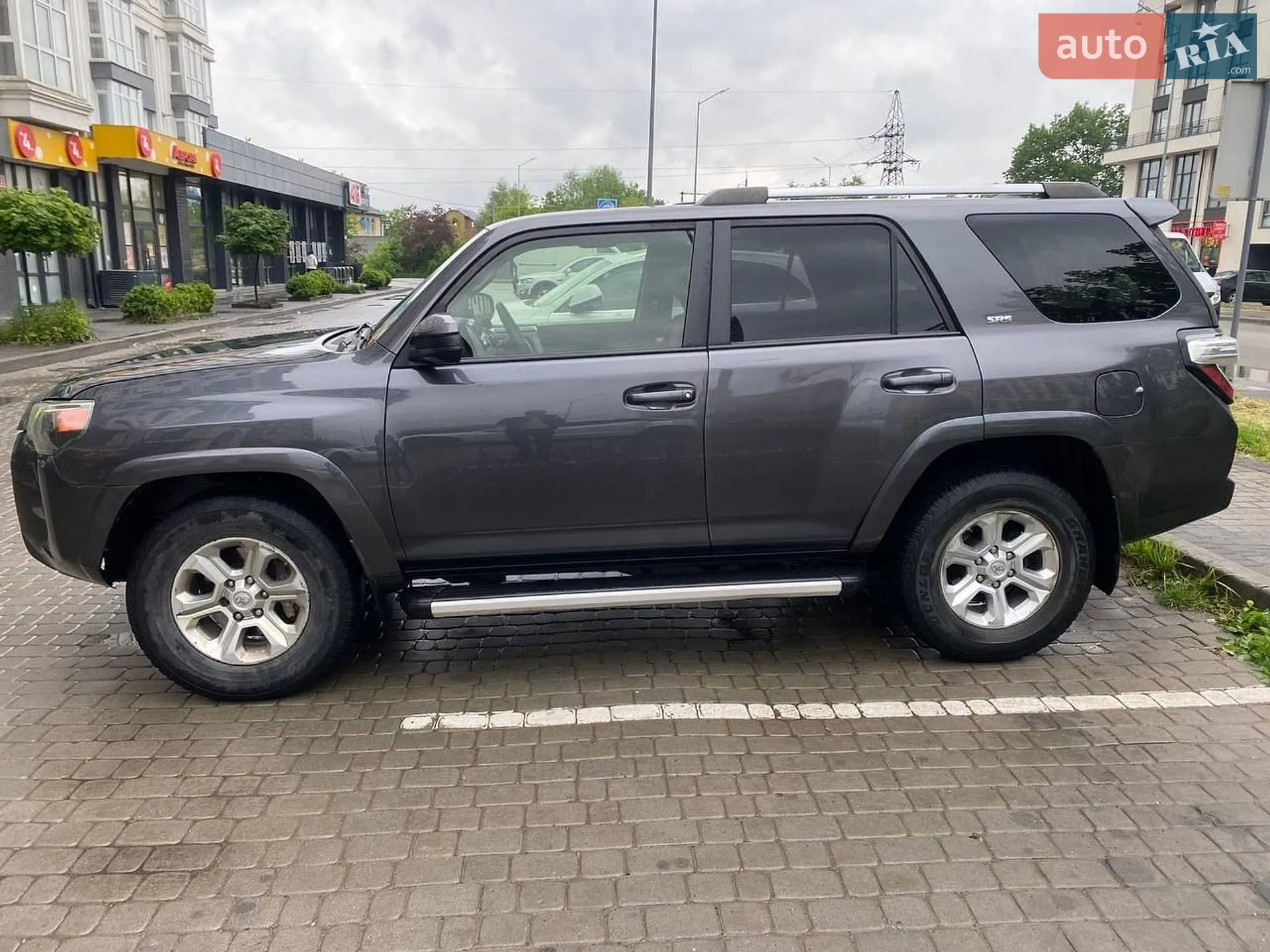 2019 Toyota 4Runner - мініатюра 3