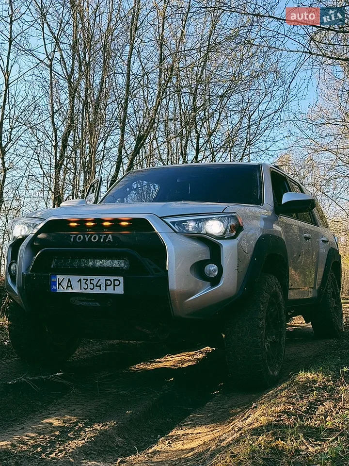 2019 Toyota 4Runner - мініатюра 15