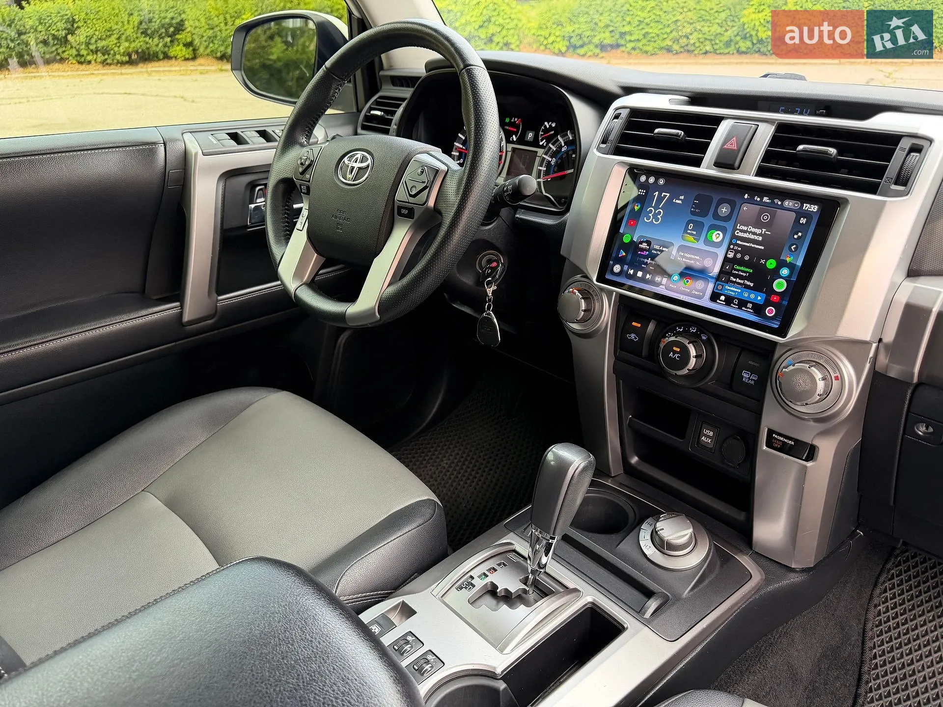 2017 Toyota 4Runner - мініатюра 16