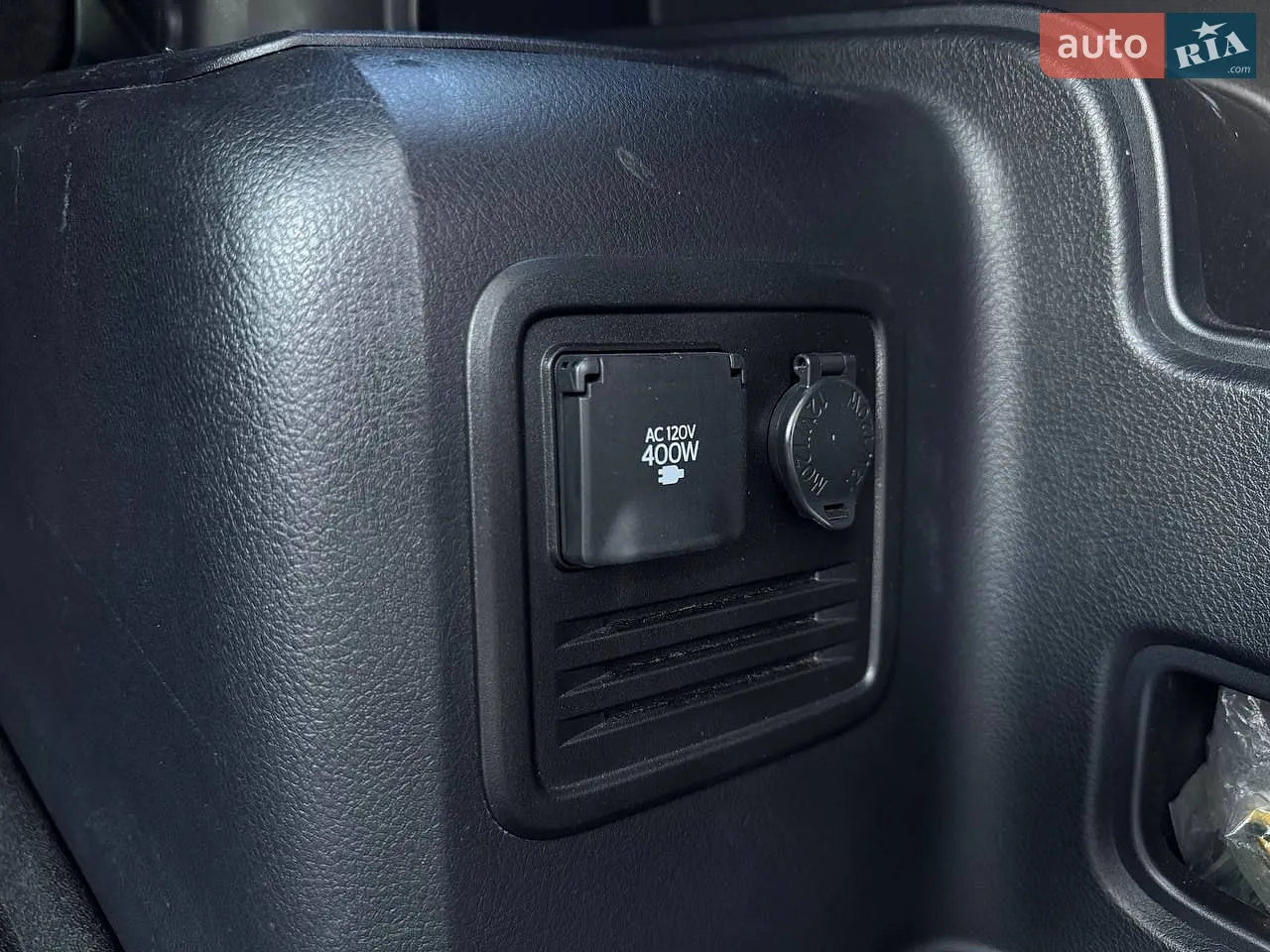 2019 Toyota 4Runner - мініатюра 29