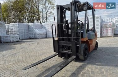 Вилочний навантажувач Toyota 62-7FDF 2007 в Луцьку