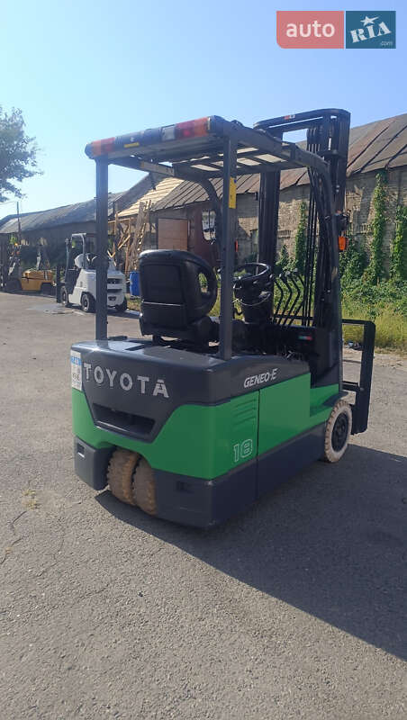 Toyota 7FB 2015