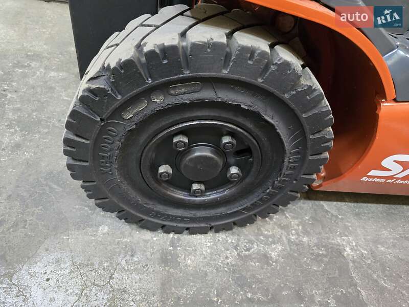 Вилочный погрузчик Toyota 8FBET16 2019 в Киеве фото 19 Вилочный погрузчик Toyota 8FBET16 2019 в Киеве