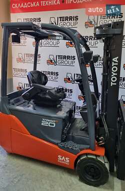 Вилочный погрузчик Toyota 8FBMT20 2013 в Виннице