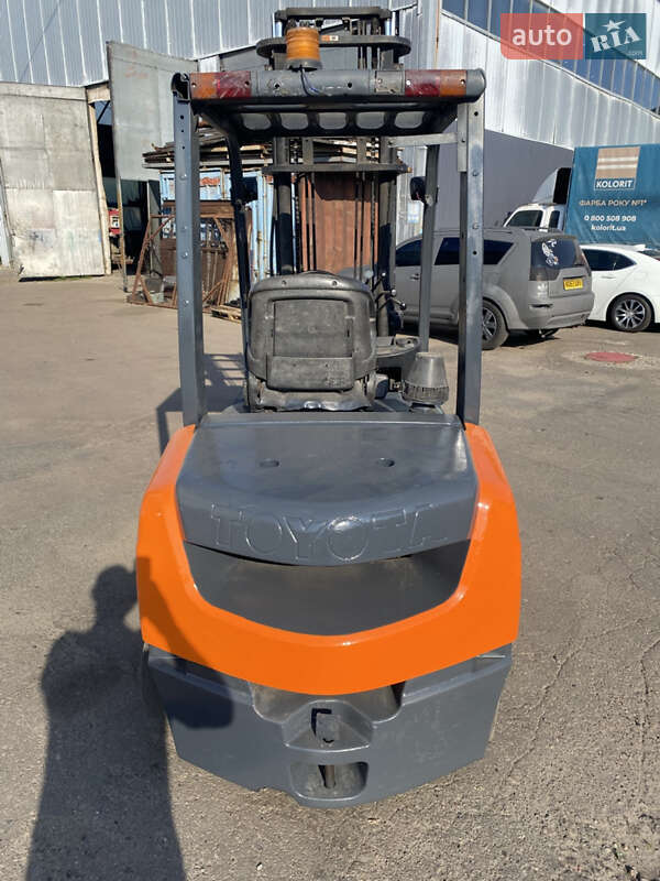 Вилочний навантажувач Toyota 8FD30 2008 в Києві